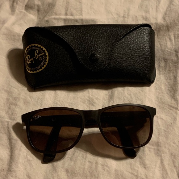 Dark Brown Ray-Ban Sunglasses for Women